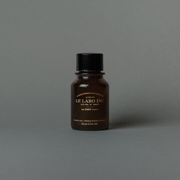 {de:bartöl,en:beard oil}