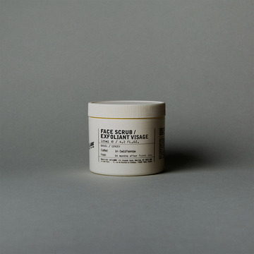 {de:gesichtspeeling,en:face scrub}