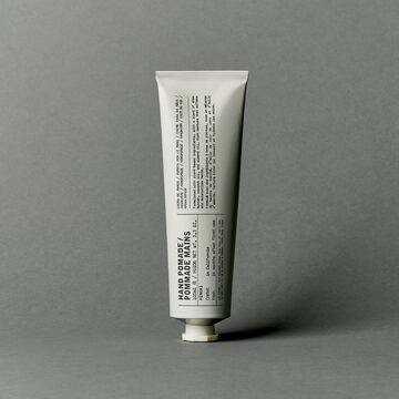 {de:handpomade,en:hand pomade,fr:pommade pour les mains}