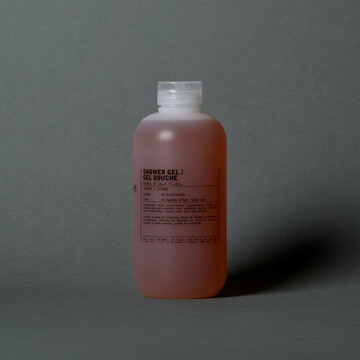 {de:duschgel,en:shower gel}